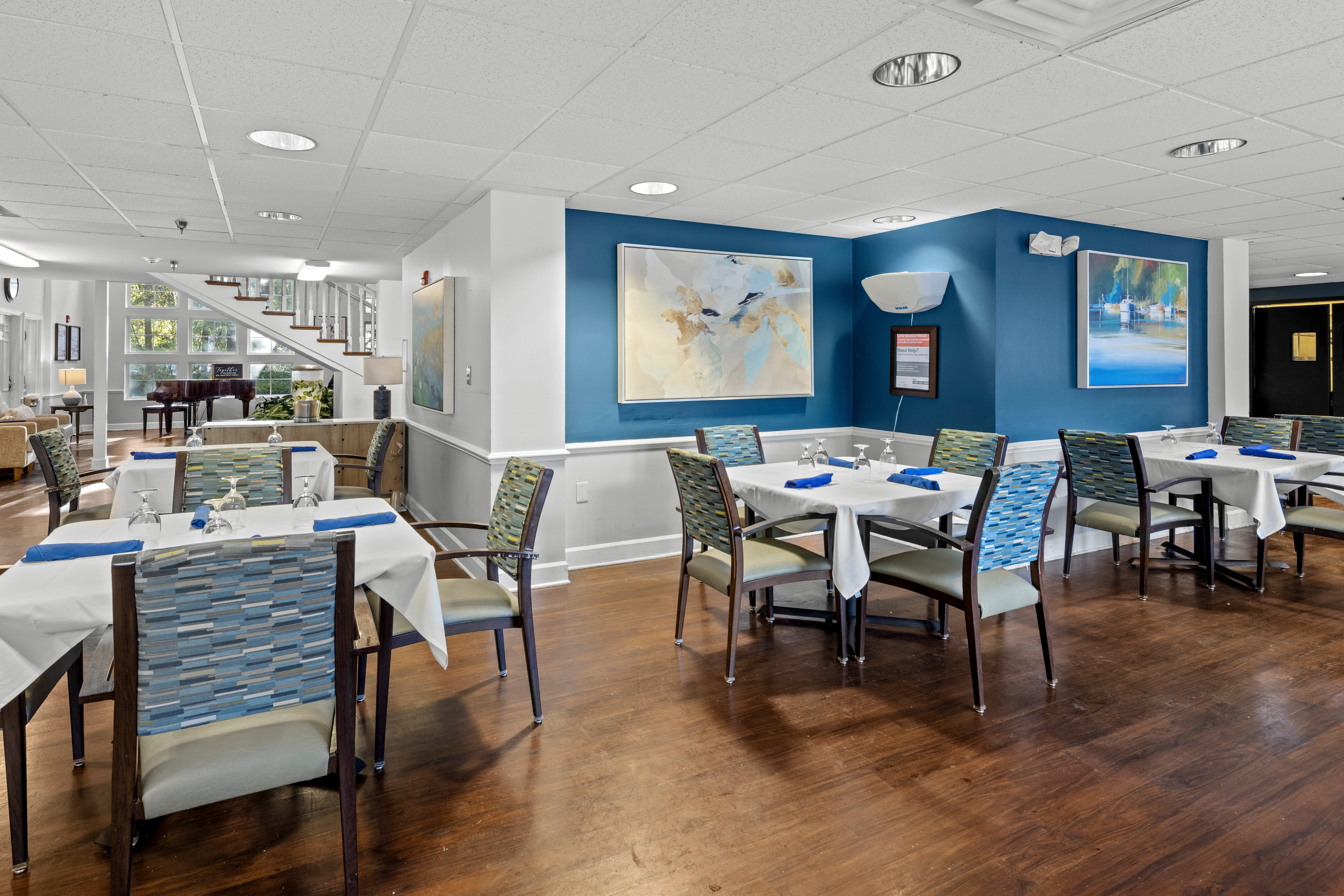 svsq-savannah-square-013 AL Dining