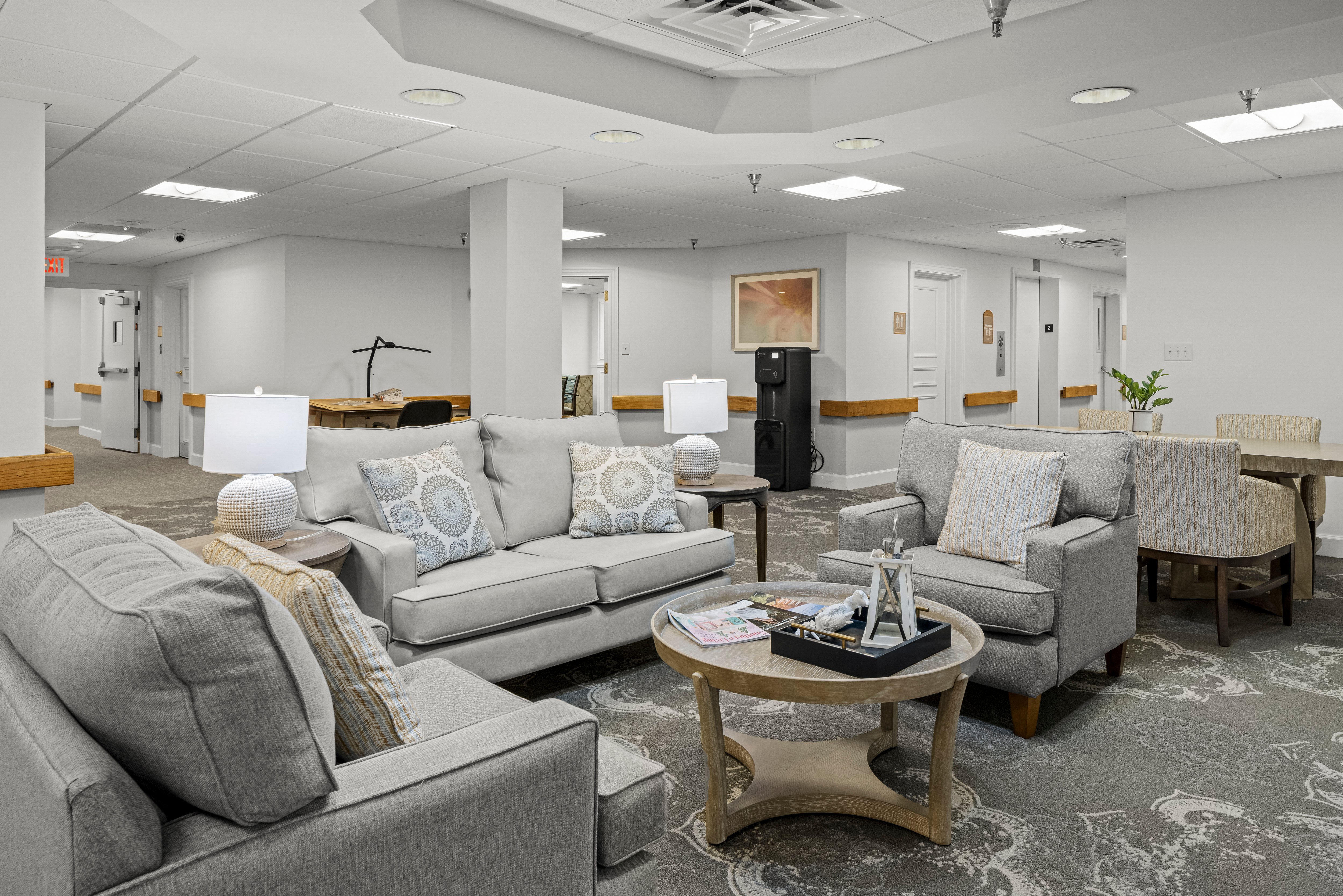 svsq-savannah-square-017 AL Lobby